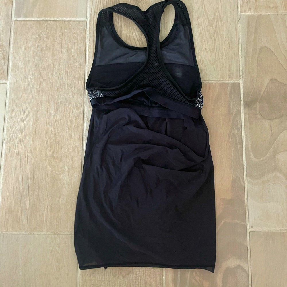 Lulu black tank top